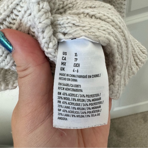 American Eagle Outfitters Jegging Sweater Fair Isle Size XS Cream Winter Fall - Picture 11 of 12